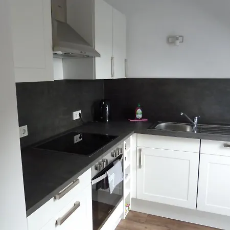 Schinderhanneshof شقة